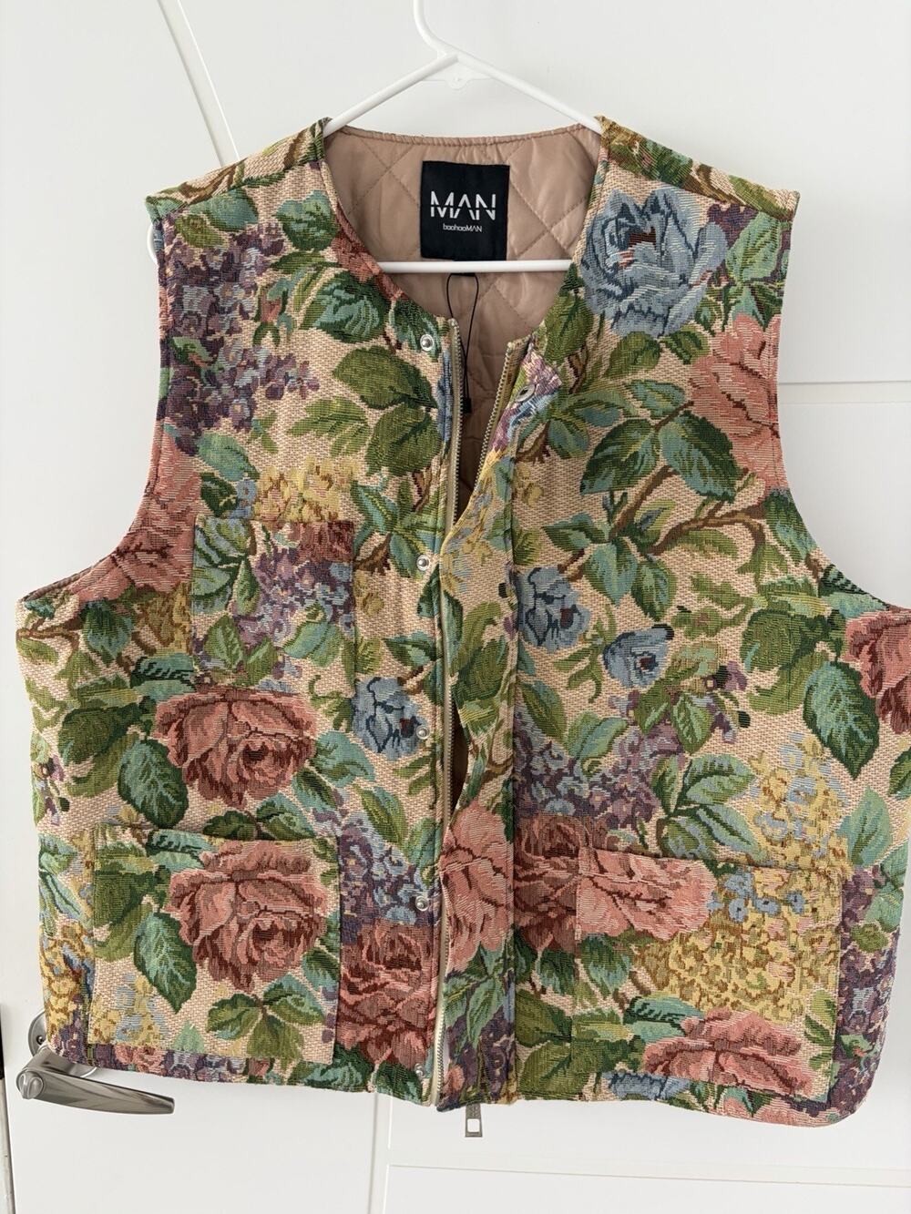 NWOT MAN Boohoo Men Floral Tapestry Bomber Vest Jacquard Embroidered Men's Large